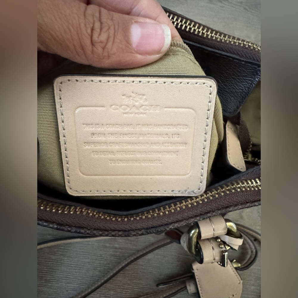 Coach Signature Peyton Brown and Tan shoulder bag - Picture 7 of 12